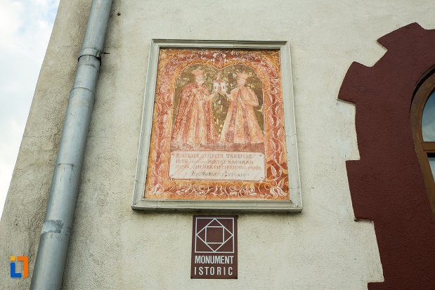 biserica-sfanta-treime-din-slatina-judetul-olt-monument-istoric.jpg