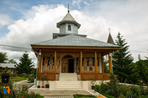 bisericuta-de-la-manastirea-brazi-din-panciu-judetul-vrancea.jpg