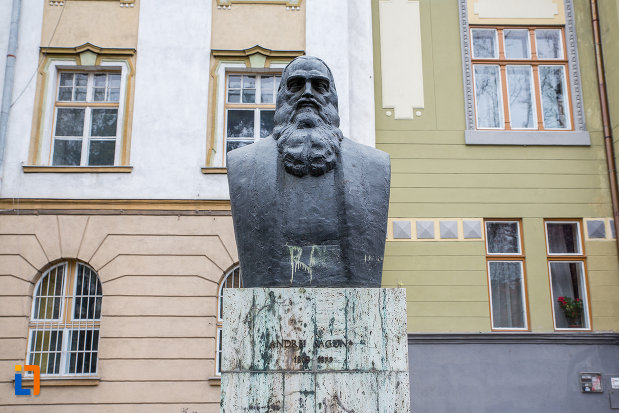 bustul-lui-andrei-saguna-grupul-statuar-din-parcul-astra-din-sibiu-judetul-sibiu.jpg