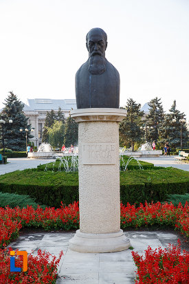 bustul-lui-nicolae-iorga-din-ploiesti-judetul-prahova.jpg