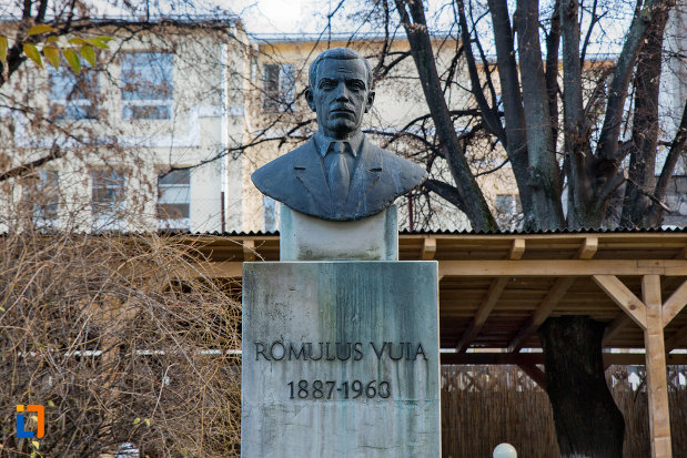 bustul-lui-romulus-vuia-din-cluj-napoca-judetul-cluj.jpg