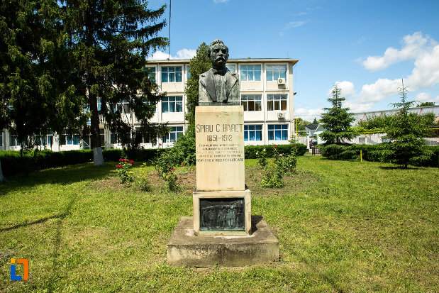 bustul-lui-spiru-haret-din-tecuci-judetul-galati.jpg