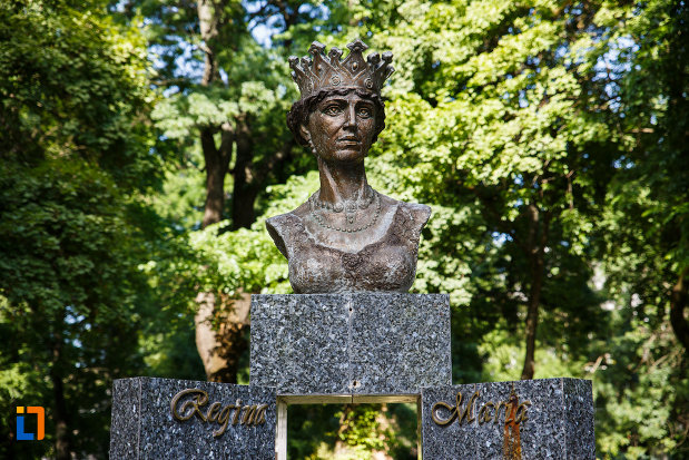 bustul-reginei-maria-din-timisoara-partea-de-sus.jpg