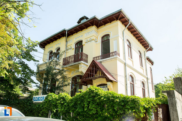 casa-azi-policlinica-din-galati-judetul-galati.jpg