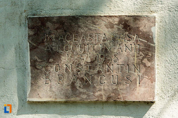casa-brabu-ganescu-din-targu-jiu-judetul-gorj-fost-domiciliu-al-sculptorului-constantin-brancusi.jpg