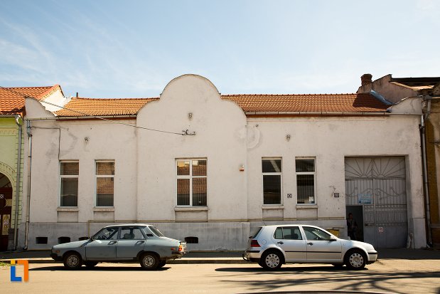 casa-de-la-nr-10-ansamblul-urban-str-teilor-din-alba-iulia-judetul-alba.jpg