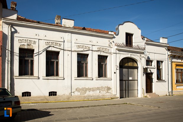 casa-de-la-nr-3-ansamblul-urban-str-regina-maria-din-alba-iulia-judetul-alba.jpg