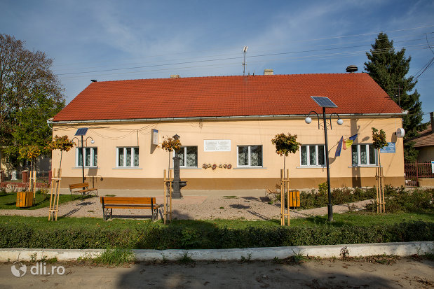 casa-grof-szechenyi-istvan-din-diosig-judetul-bihor.jpg