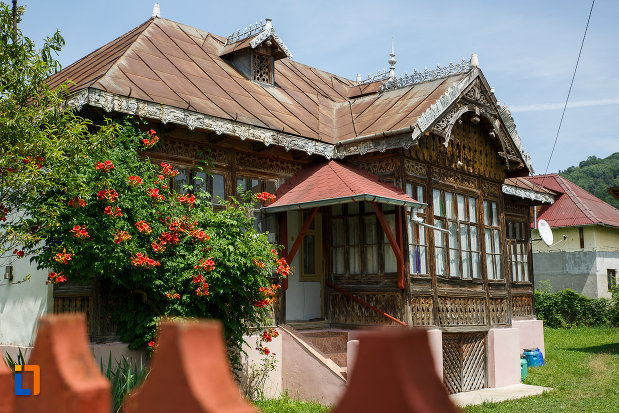 casa-lelia-teodorescu-1890-din-breaza-judetul-prahova.jpg