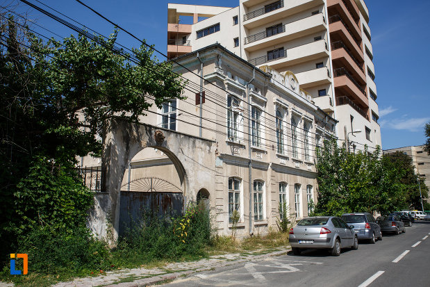 casa-lichiardopol-1870-din-tulcea-judetul-tulcea-vazuta-din-lateral.jpg