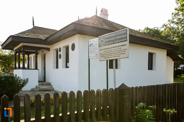 casa-memoriala-nicolae-iorga-din-botosani-judetul-botosani-monument-istoric.jpg