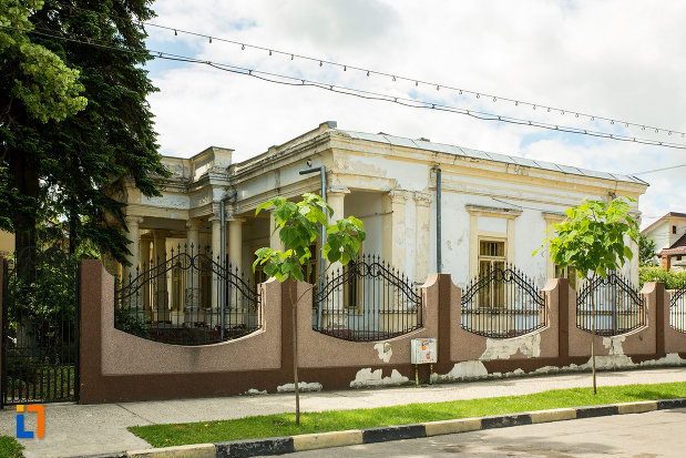casa-monument-istoric-de-pe-str-elena-doamna-din-tecuci-judetul-galati.jpg