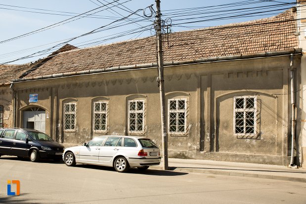 casa-nr-11-ansamblul-urban-str-teilor-din-alba-iulia-judetul-alba.jpg