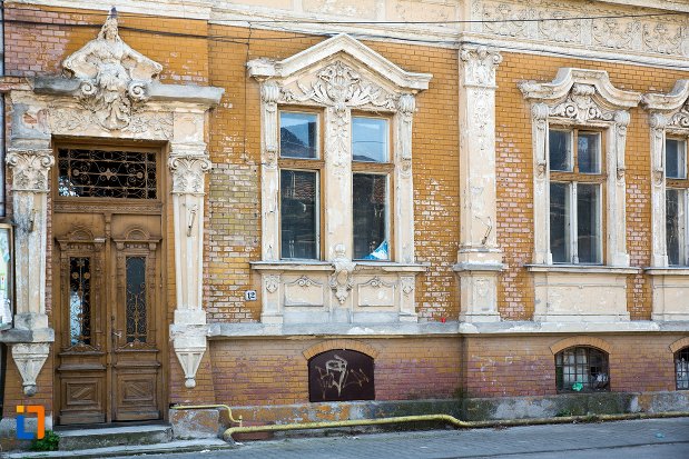 casa-nr-12-ansamblul-urban-str-primaverii-din-alba-iulia-judetul-alba.jpg