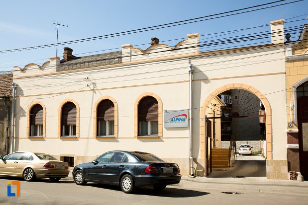 casa-nr-13-ansamblul-urban-str-teilor-din-alba-iulia-judetul-alba.jpg