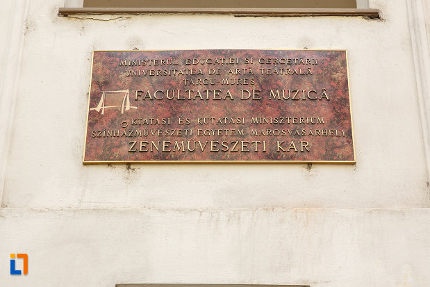 casa-palfy-din-targu-mures-judetul-mures-azi-facultatea-de-muzica.jpg