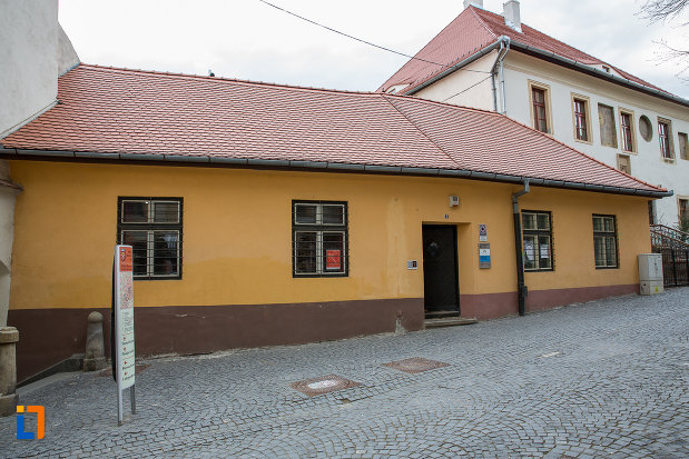 casa-parohiala-evanghelica-din-sibiu-judetul-sibiu.jpg