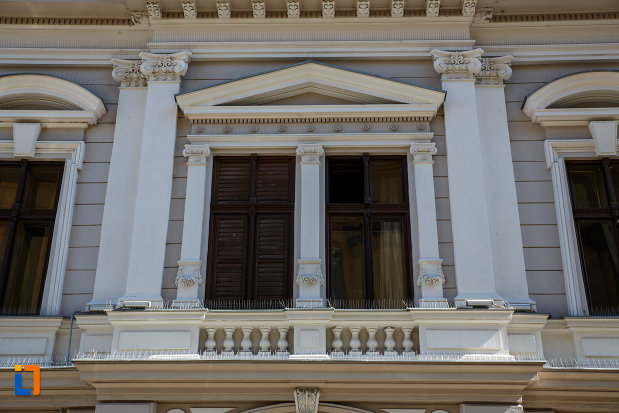 casa-paul-zsivkoich-din-timisoara-judetul-timis-imagine-cu-ferestrele.jpg