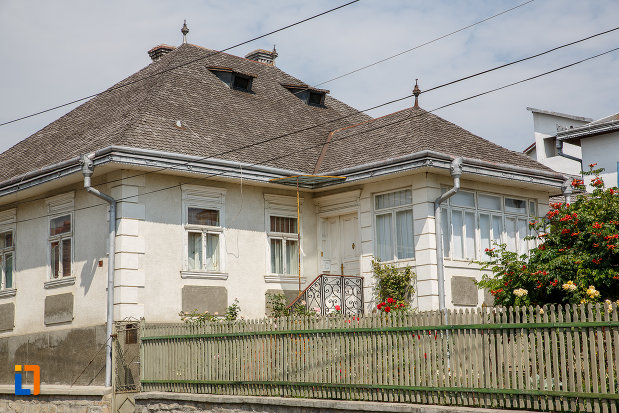 casa-rosu-din-suceava-judetul-suceava.jpg