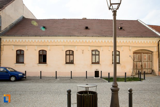 casa-str-mitropolit-andrei-saguna-nr-7-din-alba-iulia-judetul-alba.jpg