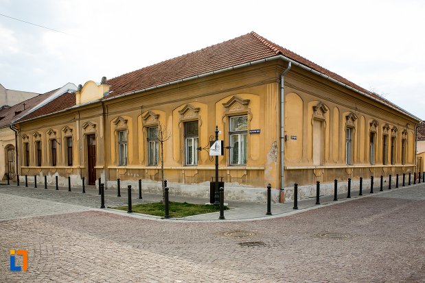 casa-str-mitropolit-andrei-saguna-nr-9-din-alba-iulia-judetul-alba.jpg