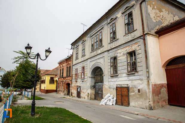 casa-zoppelt-1860-din-medias-judetul-sibiu-vazuta-din-lateral.jpg