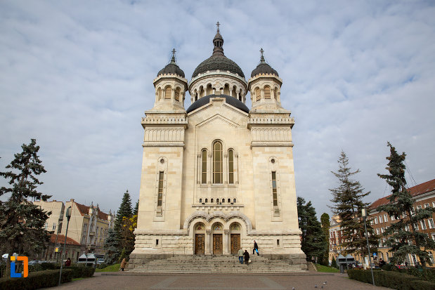 catedrala-ortodoxa-a-vadului-feleacului-si-clujului-din-cluj-napoca-judetul-cluj.jpg