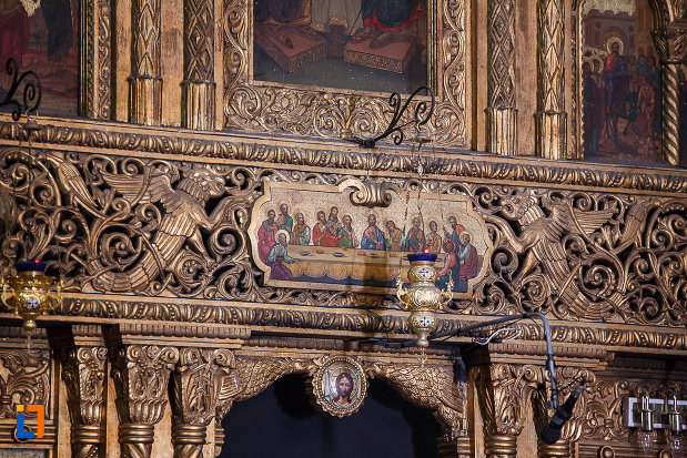 catedrala-ortodoxa-sf-arhangheli-mihail-si-gavril-din-orastie-judetul-hunedoara-cina-cea-de-taina-si-motive-decorative.jpg