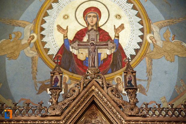 catedrala-ortodoxa-sf-arhangheli-mihail-si-gavril-din-orastie-judetul-hunedoara-pictura-religioasa.jpg