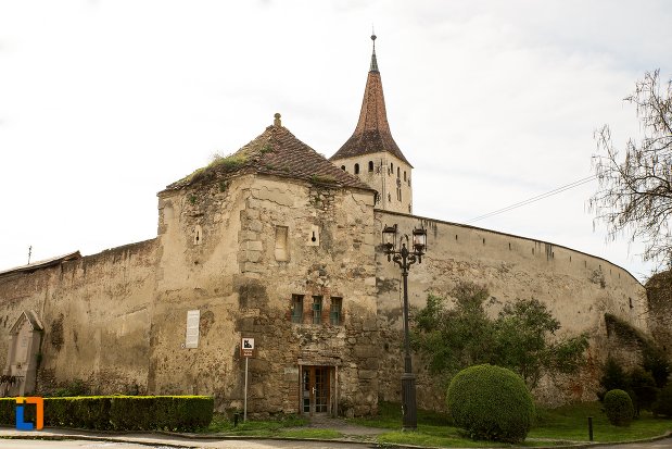 cetatea-aiudului-judetul-alba.jpg