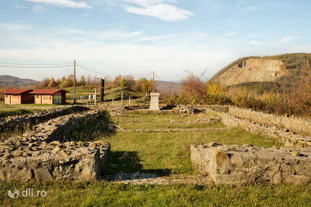 cladire-dacica-din-orasul-porolissum-din-moigrad-judetul-salaj.jpg
