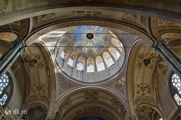 cupola-din-sinagoga-bd-independentei-din-oradea.jpg