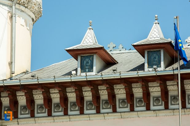 detalii-acoperis-palatul-comunal-din-buzau-judetul-buzau.jpg