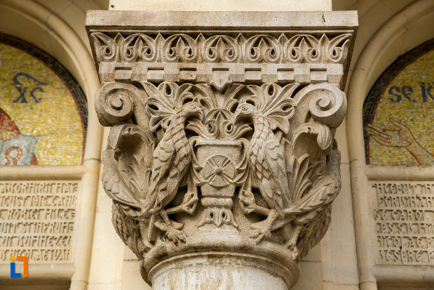 detalii-coloana-catedrala-ortodoxa-a-vadului-feleacului-si-clujului-din-cluj-napoca-judetul-cluj.jpg