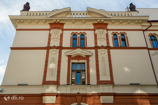 detalii-de-pe-hotel-transilvania-fosta-panonnia-din-oradea-judetul-bihor.jpg