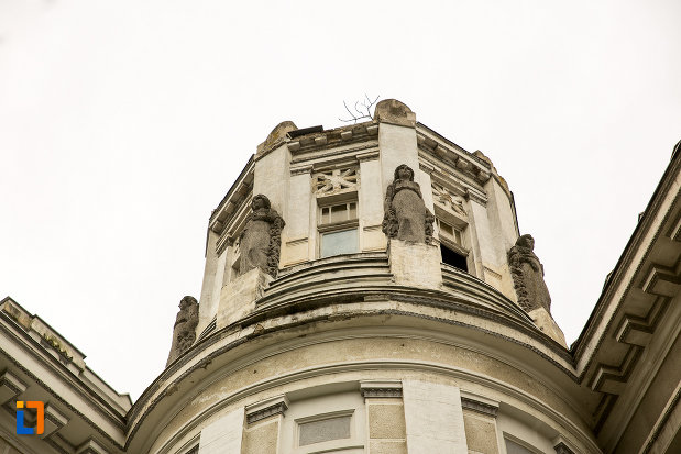 detalii-de-pe-palatul-cultural-din-arad-judetul-arad.jpg