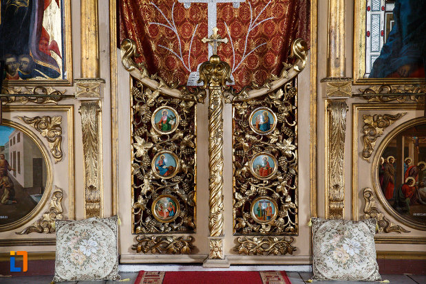 detalii-din-biserica-buna-vestire-din-tulcea-judetul-tulcea.jpg