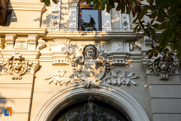 detaliu-arhitectural-de-la-casa-mateche-stefanescu-1830-din-ploiesti-judetul-prahova.jpg