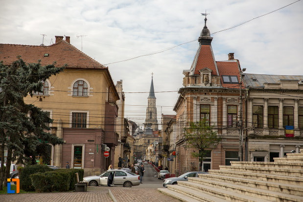 drumul-spre-biserica-sfantul-mihail-din-cluj-napoca-judetul-cluj.jpg