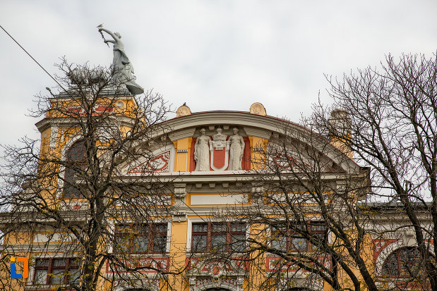 fata-laterala-de-la-teatrul-national-din-cluj-napoca-judetul-cluj.jpg