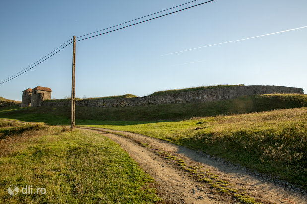 fortificatie-din-orasul-porolissum-din-moigrad-judetul-salaj.jpg