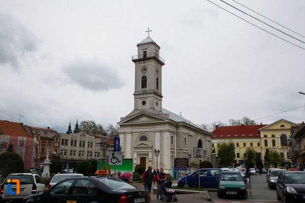 foto-cu-catedrala-greco-catolica-pogorarea-sf-duh-din-lugoj-judetul-timis.jpg