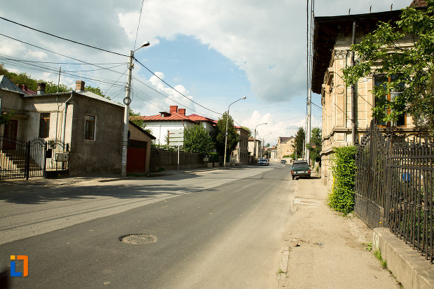 fotografie-cu-ansamblul-urban-str-ionascu-din-slatina-judetul-olt.jpg