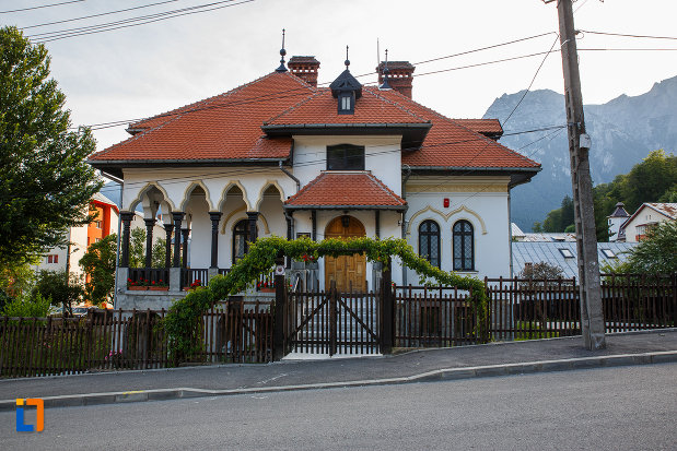 fotografie-cu-muzeul-memorial-cezar-petrescu-din-busteni-judetul-prahova-2.jpg