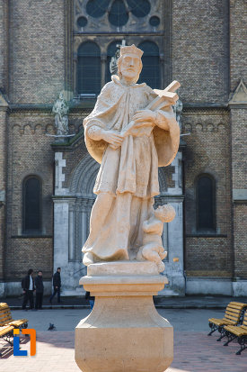 fotografie-cu-statuia-sf-ioan-nepomuc-din-timisoara-judetul-timis.jpg