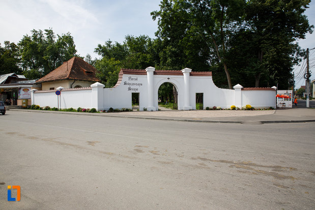 gardul-de-la-parcul-brancoveanu-breaza-judetul-prahova.jpg