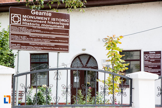geamia-din-harsova-judetul-constanta-monument-istoric.jpg