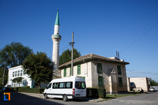 geamia-mahmud-yazici-din-isaccea-judetul-tulcea.jpg