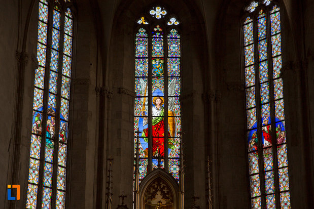 grup-de-vitralii-din-biserica-sfantul-mihail-din-cluj-napoca-judetul-cluj.jpg