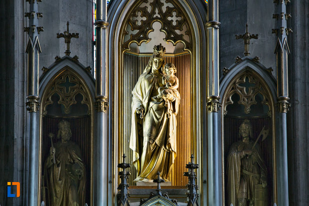 grup-statuar-din-biserica-sfantul-mihail-din-cluj-napoca-judetul-cluj.jpg